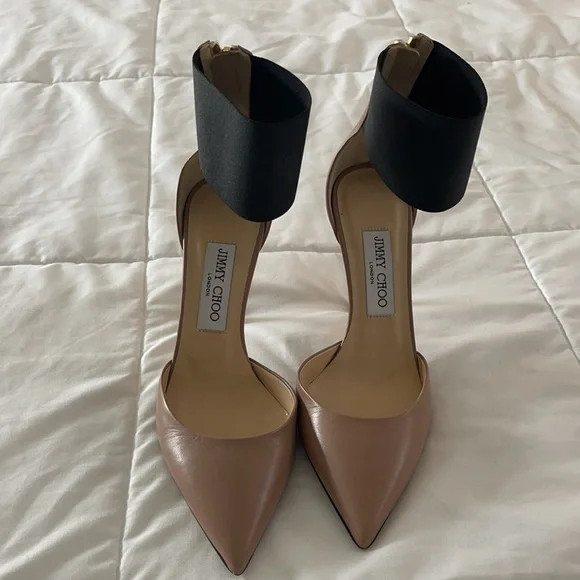 COPY - Jimmy choo heels. Elastic around ankle 37 1/2 - Picture 2 of 6
